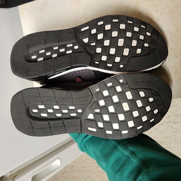 Adidas Cloud Foam Running Shoes - Picture 5 of 5